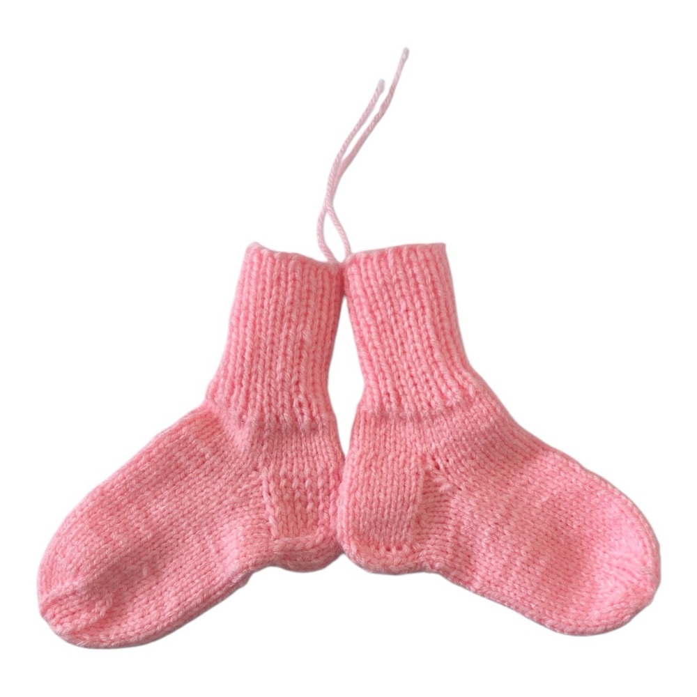 Hand made Knitting Girls Pink Acrylic Socks, 2-4 years - Picture 4 of 6